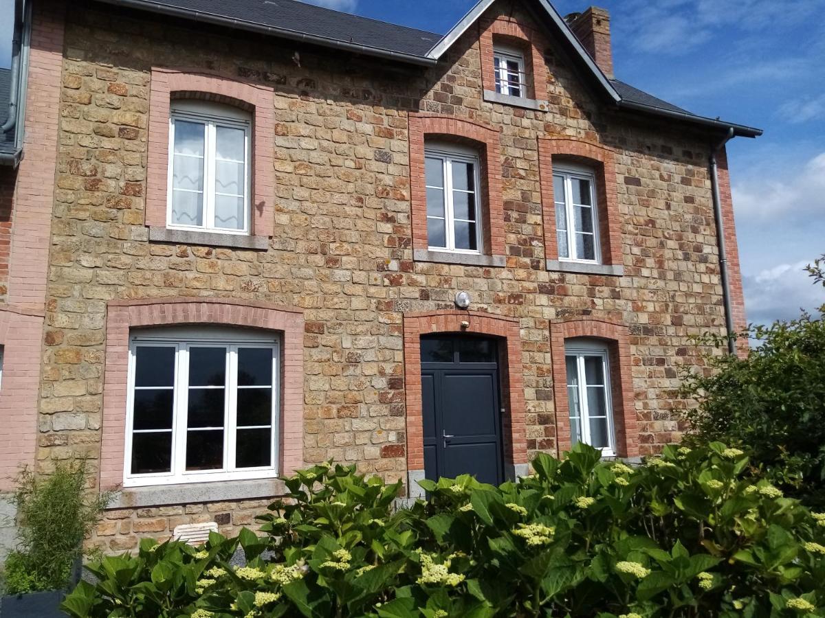 Maison De Charme Baie Du Mont Saint Michel Montviron 외부 사진